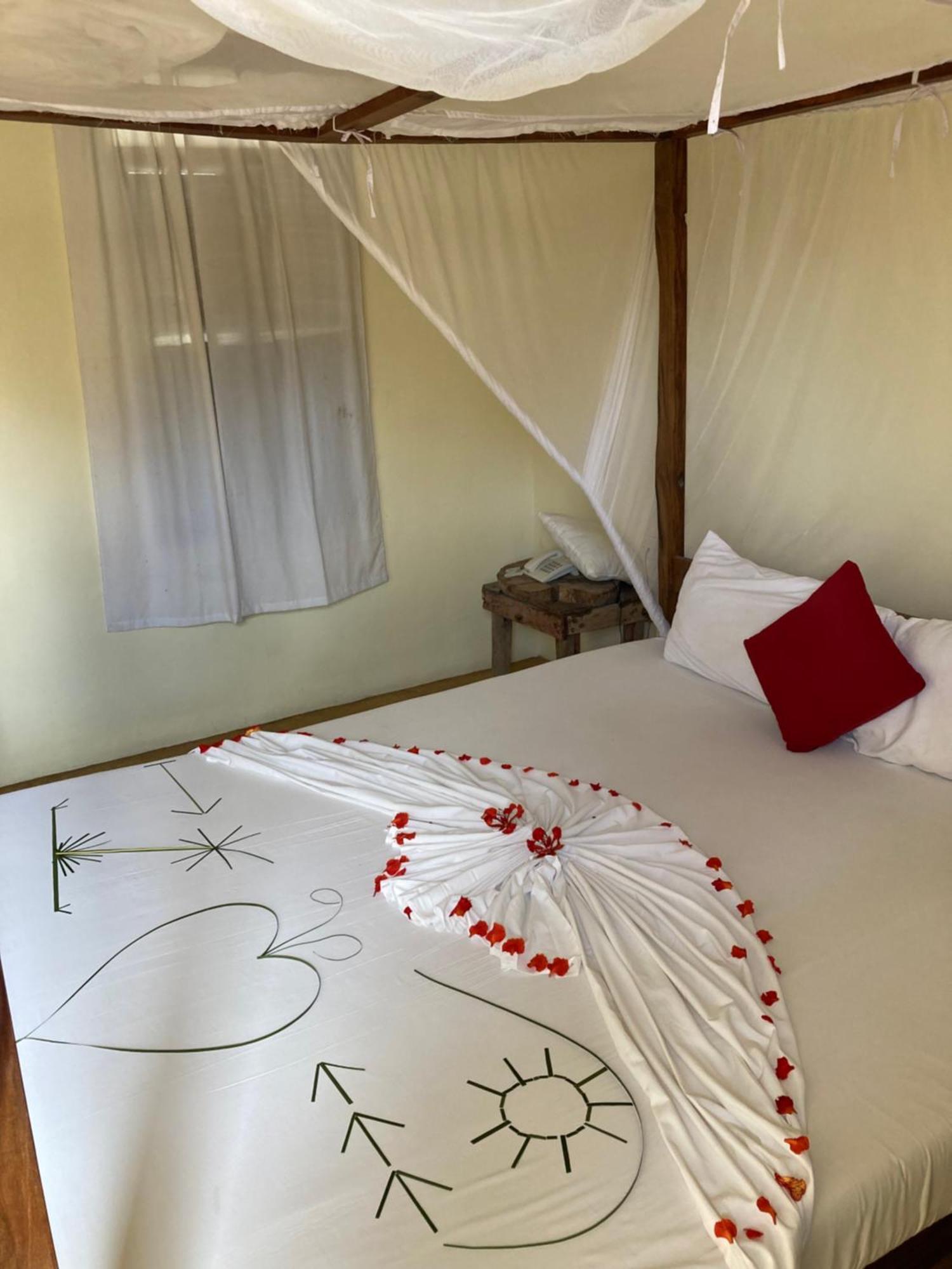 Msafini Hotel Ламу Екстер'єр фото