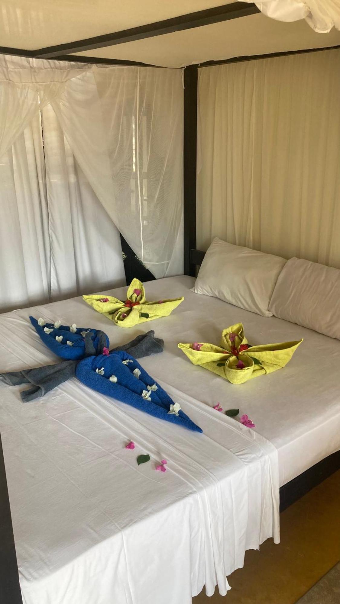 Msafini Hotel Ламу Екстер'єр фото