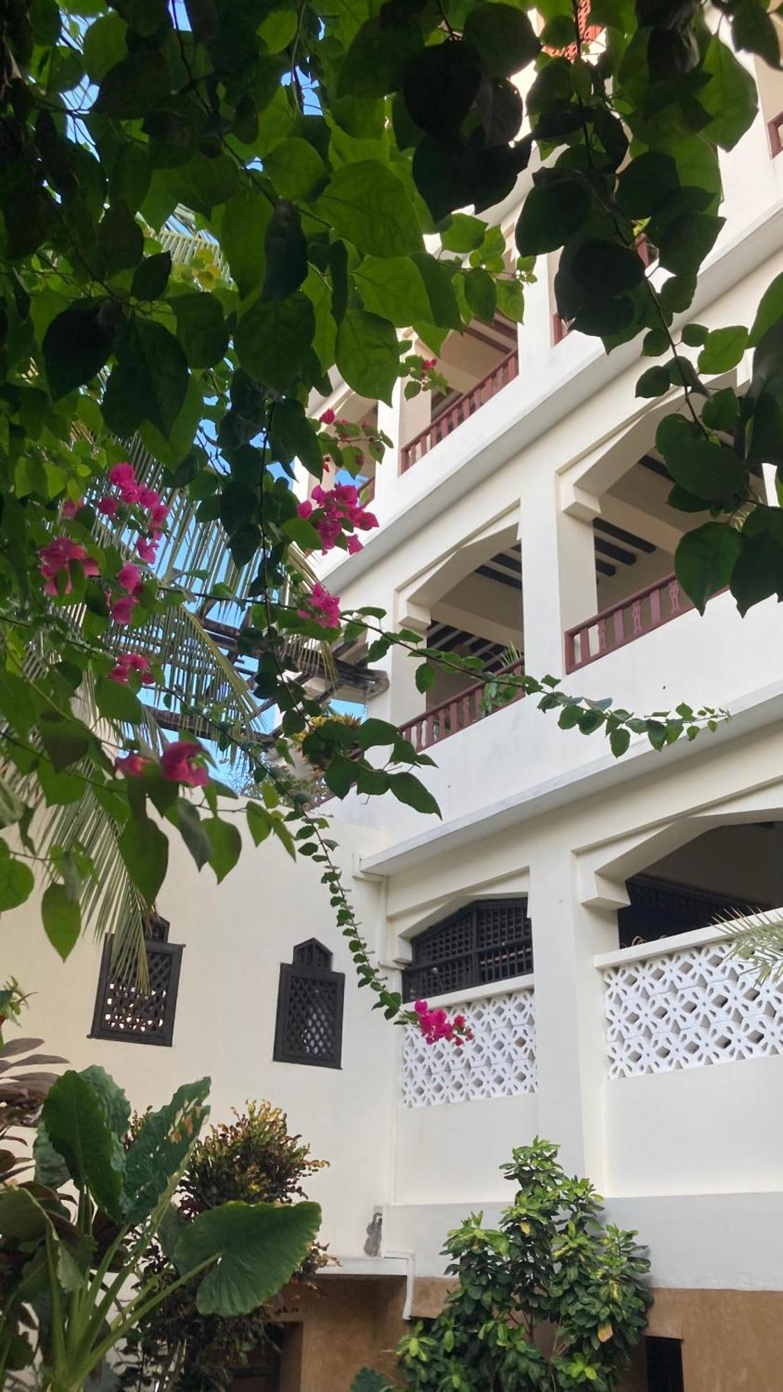 Msafini Hotel Ламу Екстер'єр фото