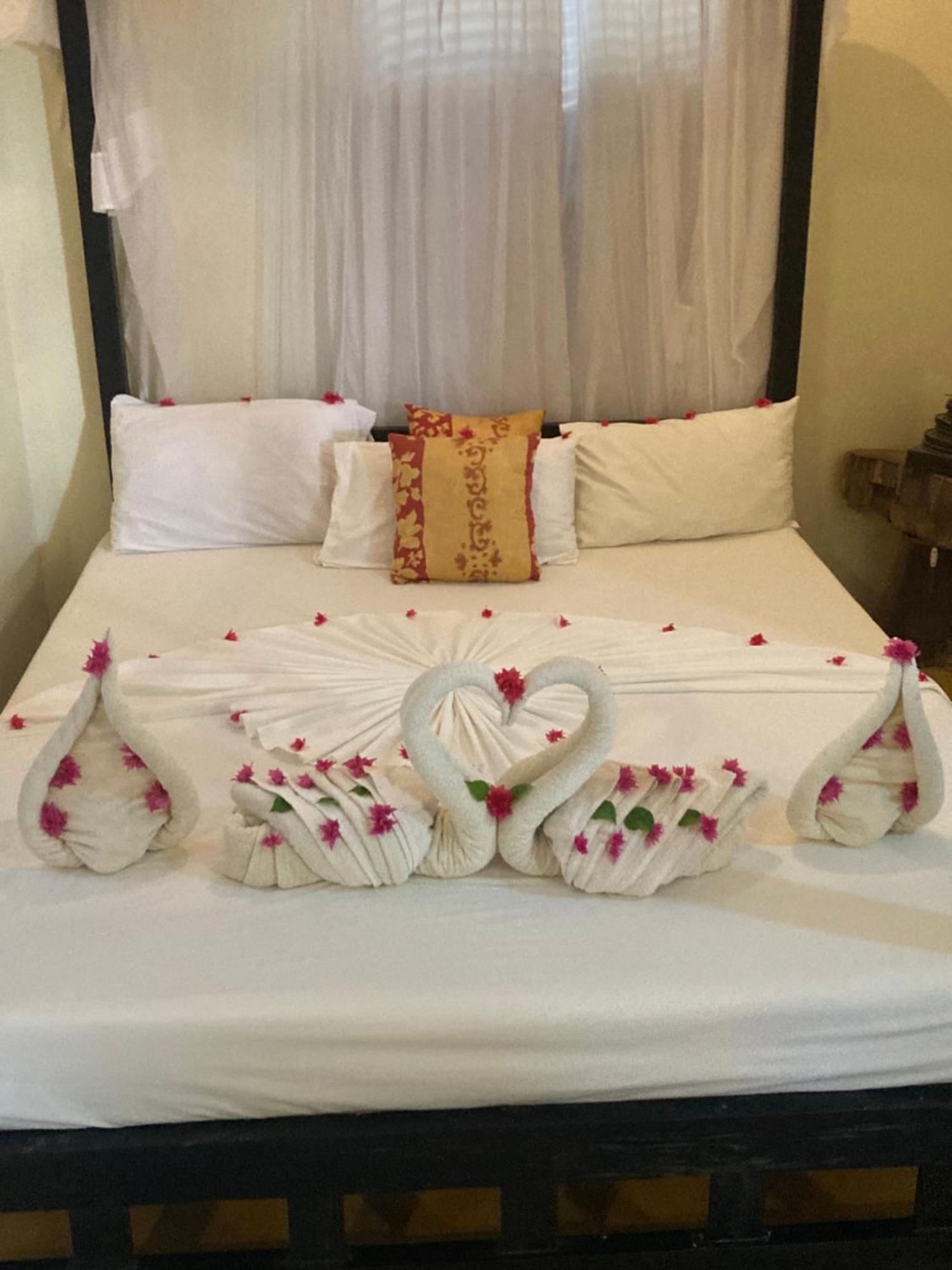 Msafini Hotel Ламу Екстер'єр фото