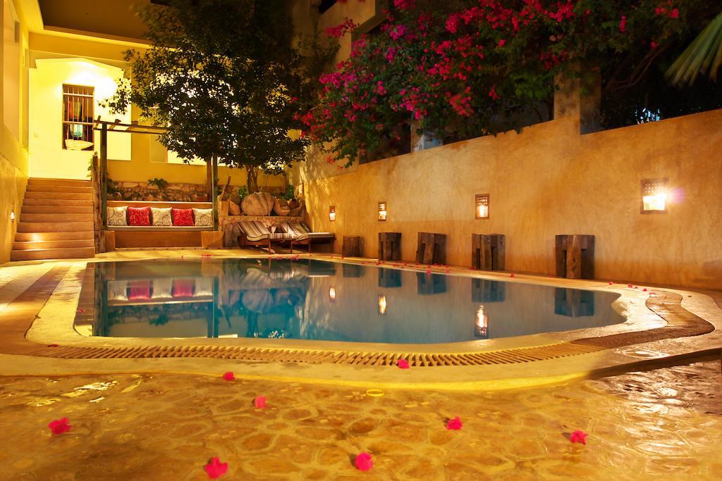 Msafini Hotel Ламу Екстер'єр фото